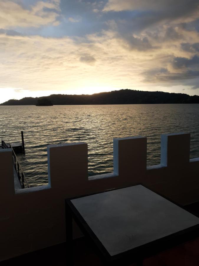 Vista Castillo Hotel Golfito Eksteriør billede